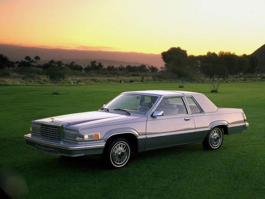  Ford Thunderbird 1980 года  (фото 6 из 6)